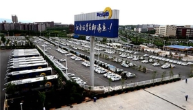 东方时尚驾校校园俯拍视角