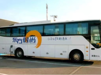东方时尚班车周末有吗？